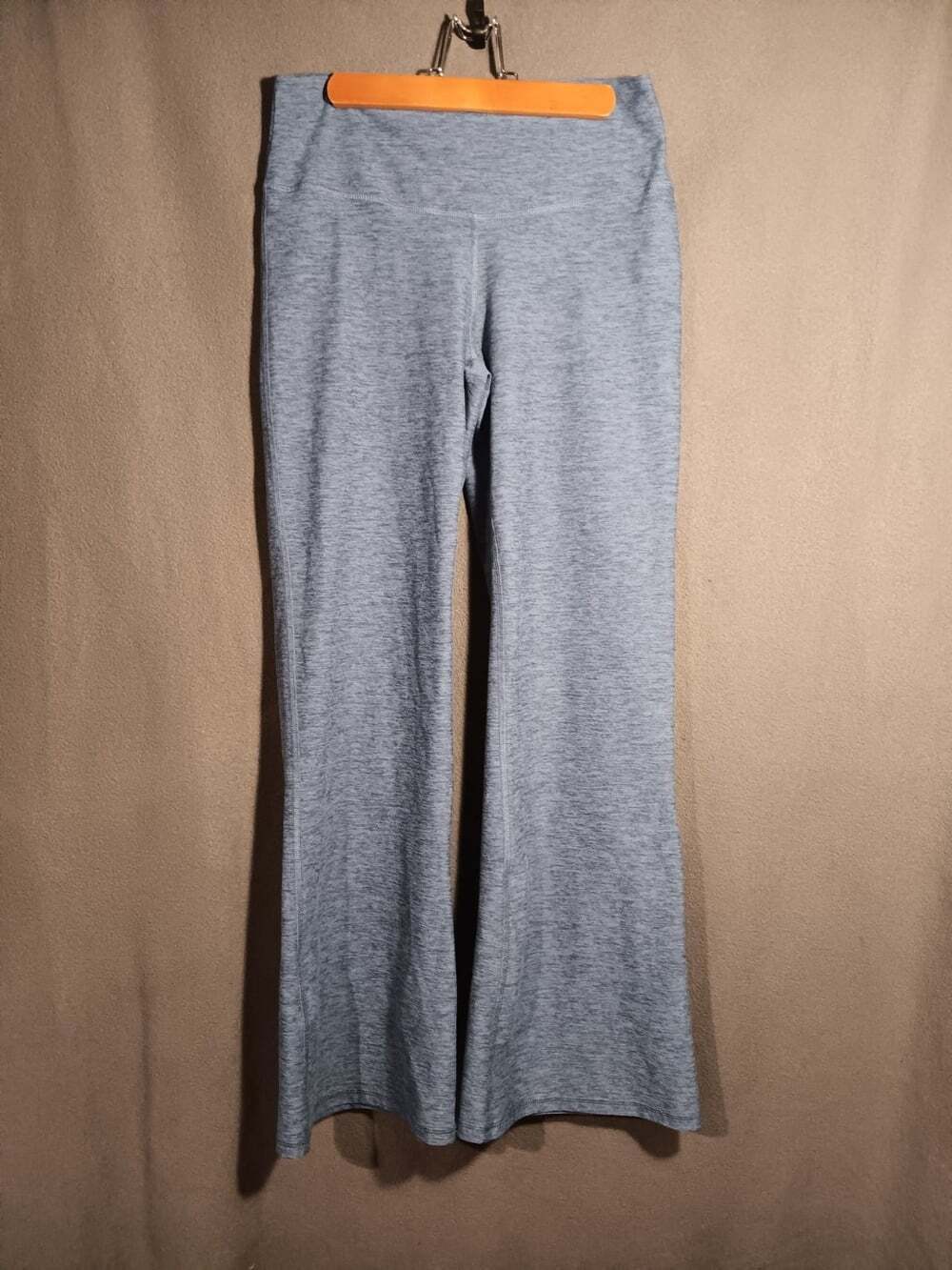 Athletic Works ButterCore Women’s Blue Flare Leggings Large Moisture Wicking